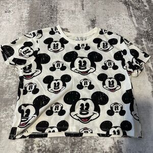 Mickey Mouse Graphic Cropped Top